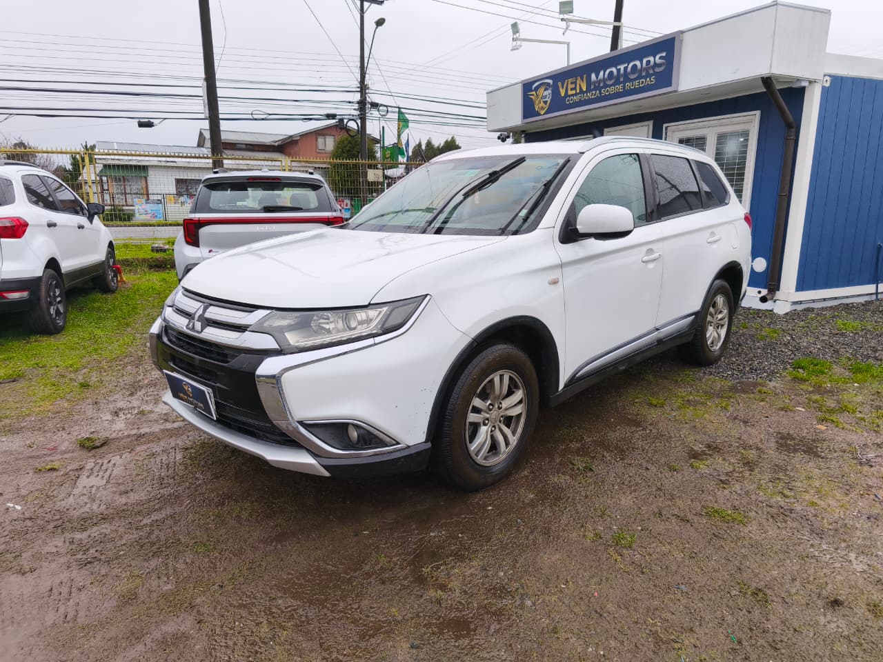 Mitsubishi Outlander 2016